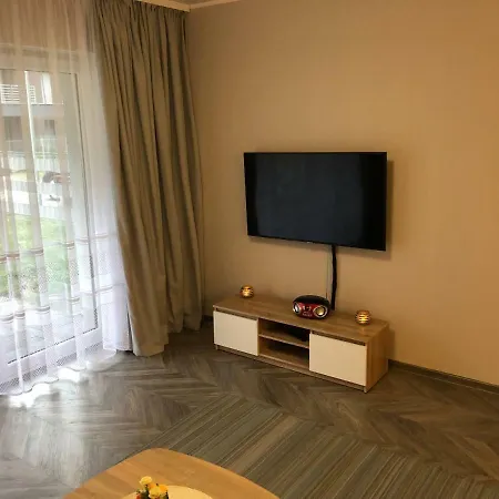 Bryza Z Ogrodkiem * Pogorzelica (Gmina Rewal)